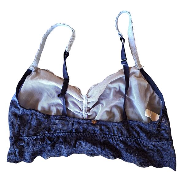 Victoria secret Pink Lacy bralette bundle of 3 size M floral sexy wireless lot - Picture 3 of 9